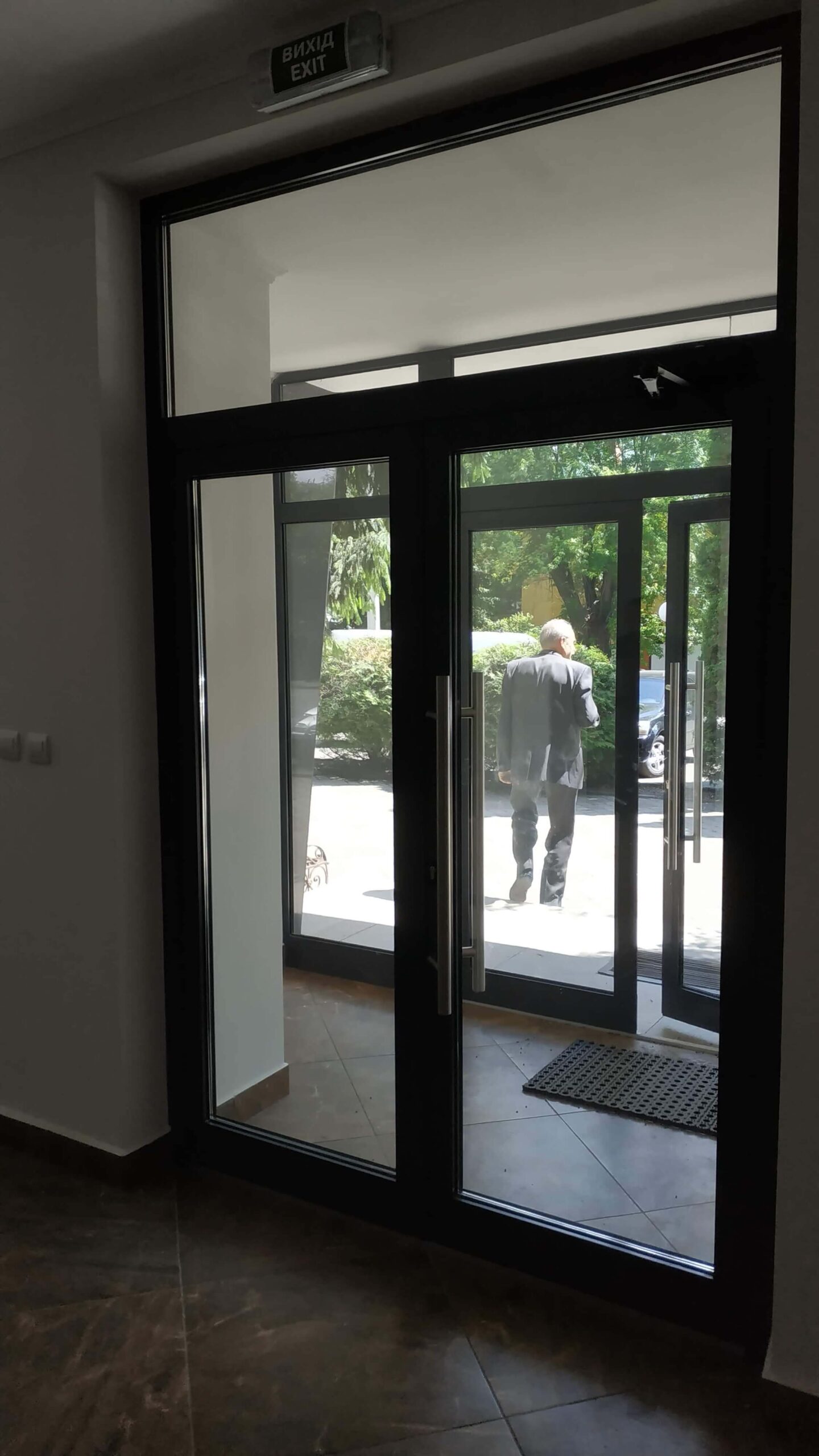 теплі двері алюміній