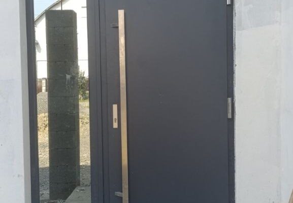 Приховані двері Ужгород (10)