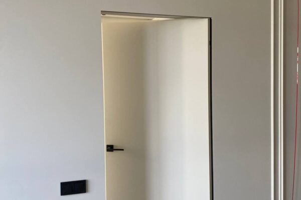 пприхованідвері Ужгород (10)